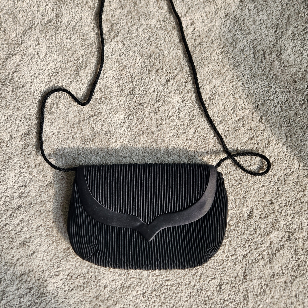 Black Vintage Shoulder Bag
